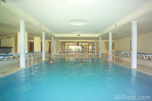 Cesars Resort Hotel 41
